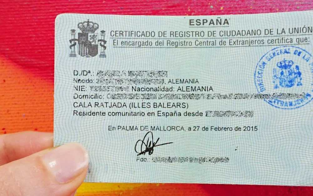 Who is eligible for a Green NIE in Spain: Required Documents